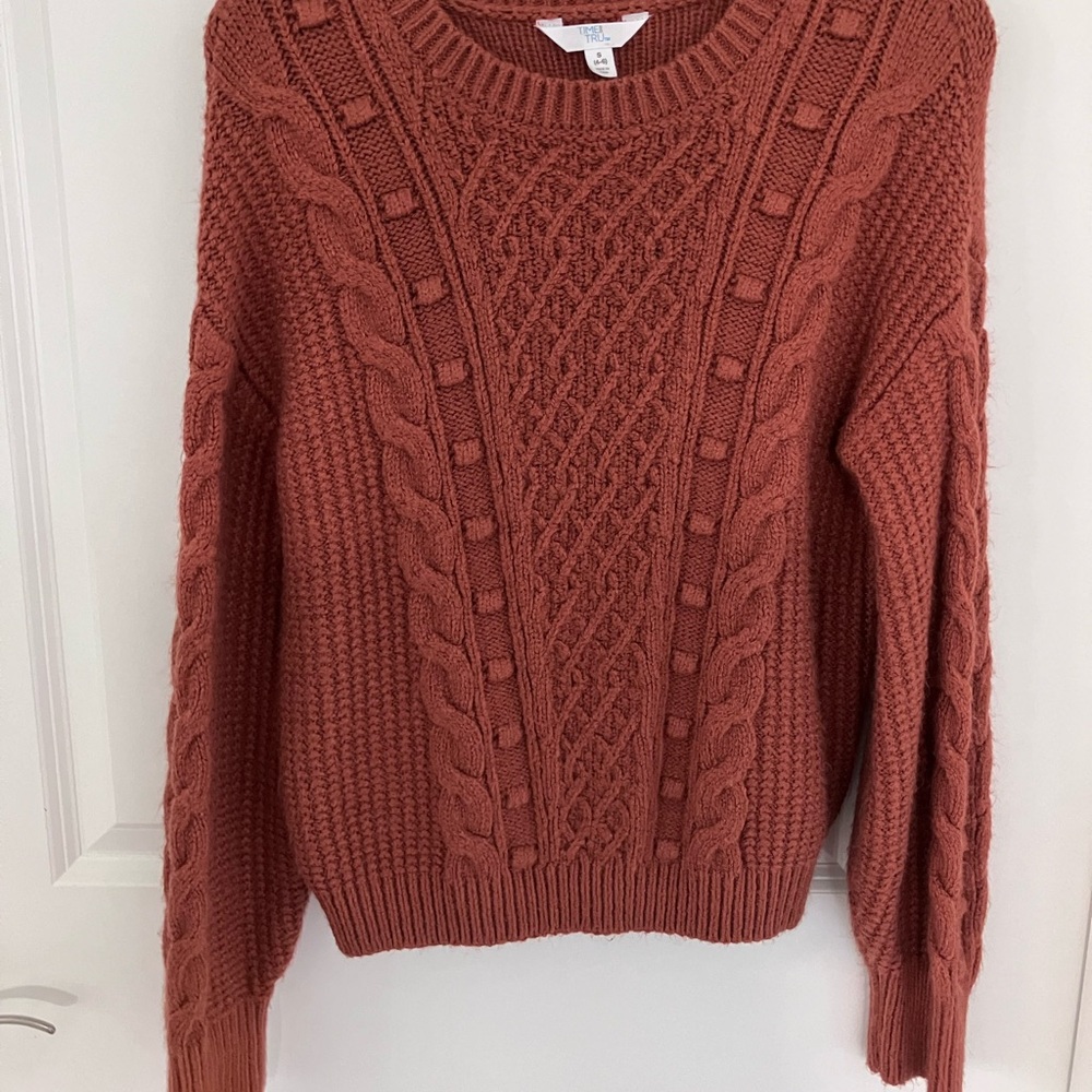 Time and Tru Rust Cable Knit Sweater Size S